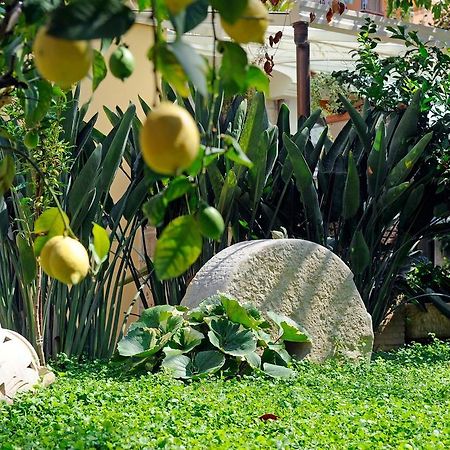 Relais Villa Angiolina Сорренто Экстерьер фото