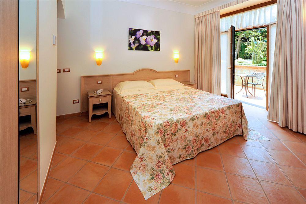 Relais Villa Angiolina Сорренто Экстерьер фото