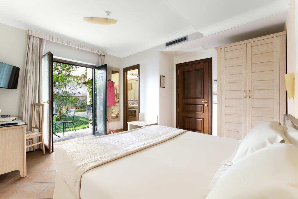 Relais Villa Angiolina Сорренто Экстерьер фото