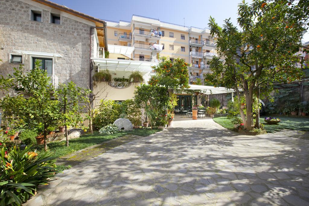 Relais Villa Angiolina Сорренто Экстерьер фото