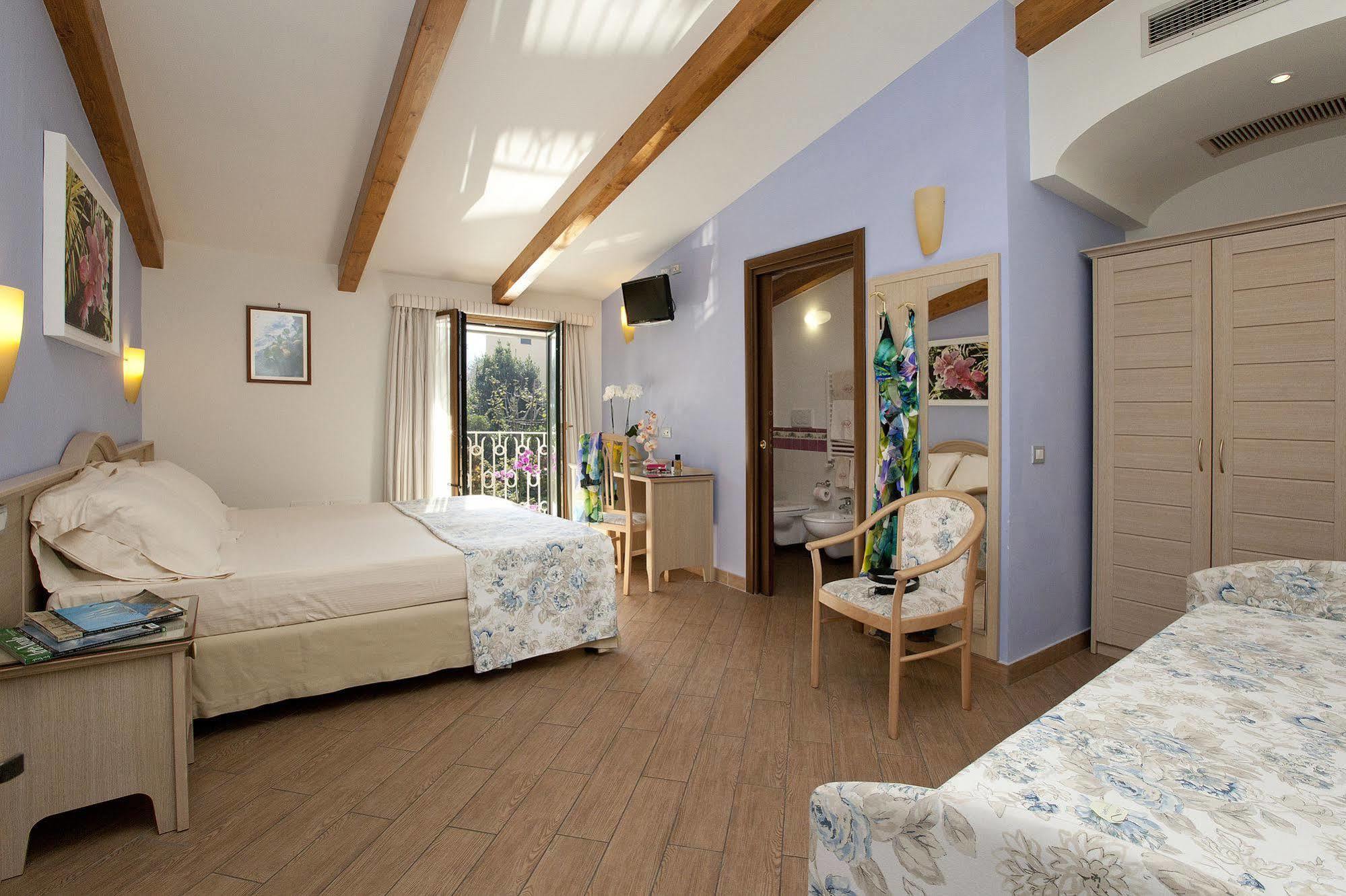 Relais Villa Angiolina Сорренто Экстерьер фото