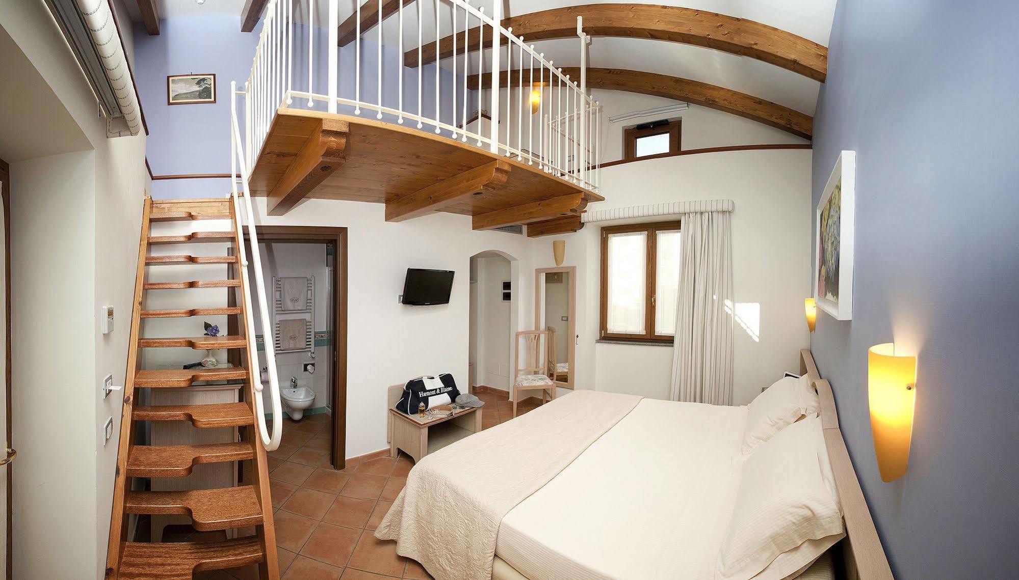 Relais Villa Angiolina Сорренто Экстерьер фото